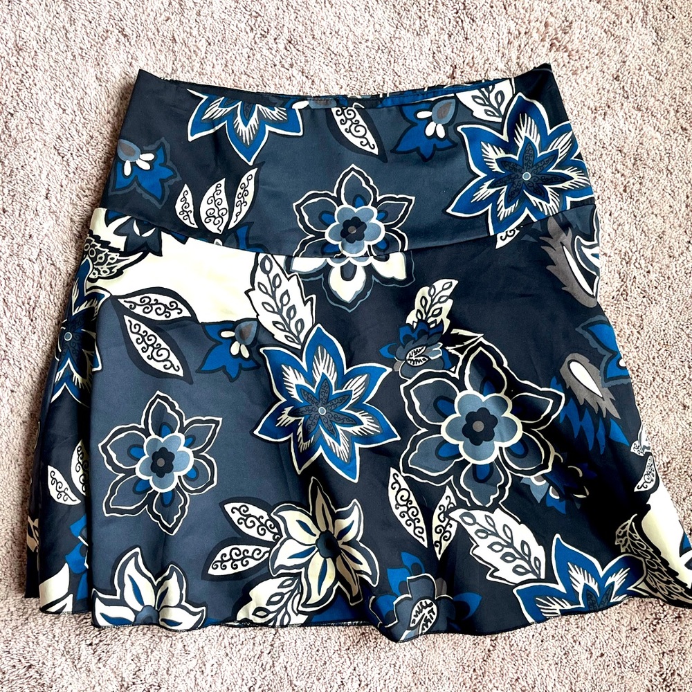 A line skirt